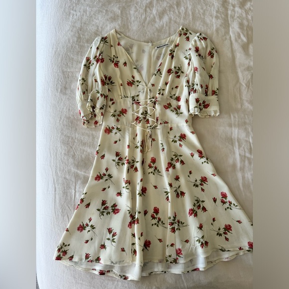 Reformation Steph dress in Florence - Picture 7 of 7